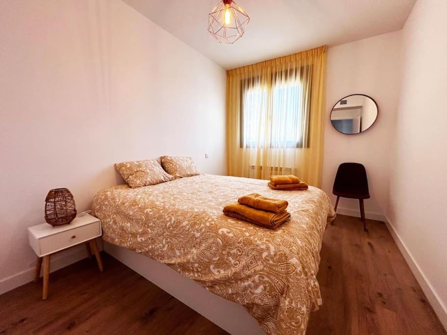 Apartamento De Cuatro Habitaciones En Talavera 塔拉韦拉·德·拉·雷纳 外观 照片